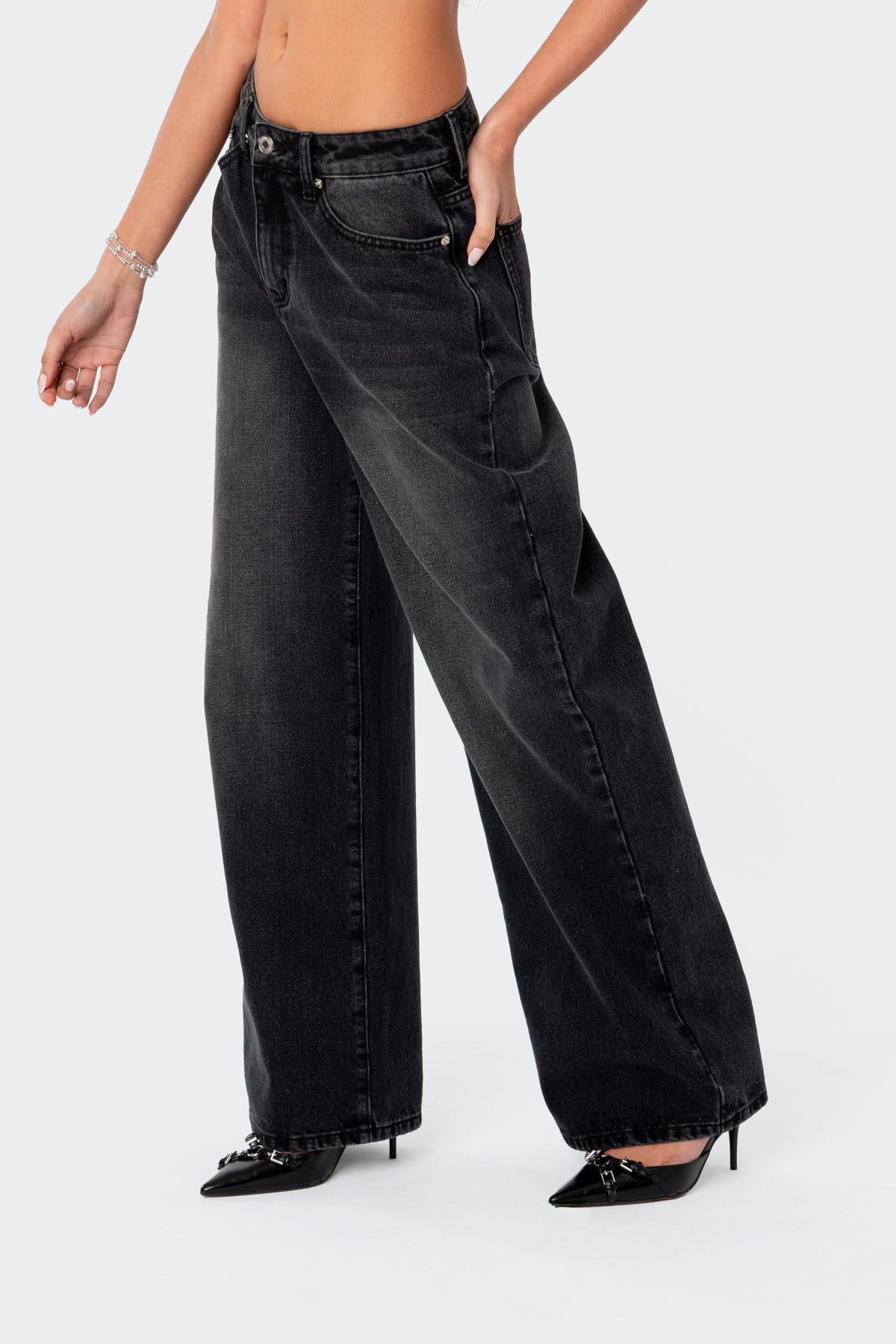 Braya Washed Low Rise Baggy Jeans - Image 4