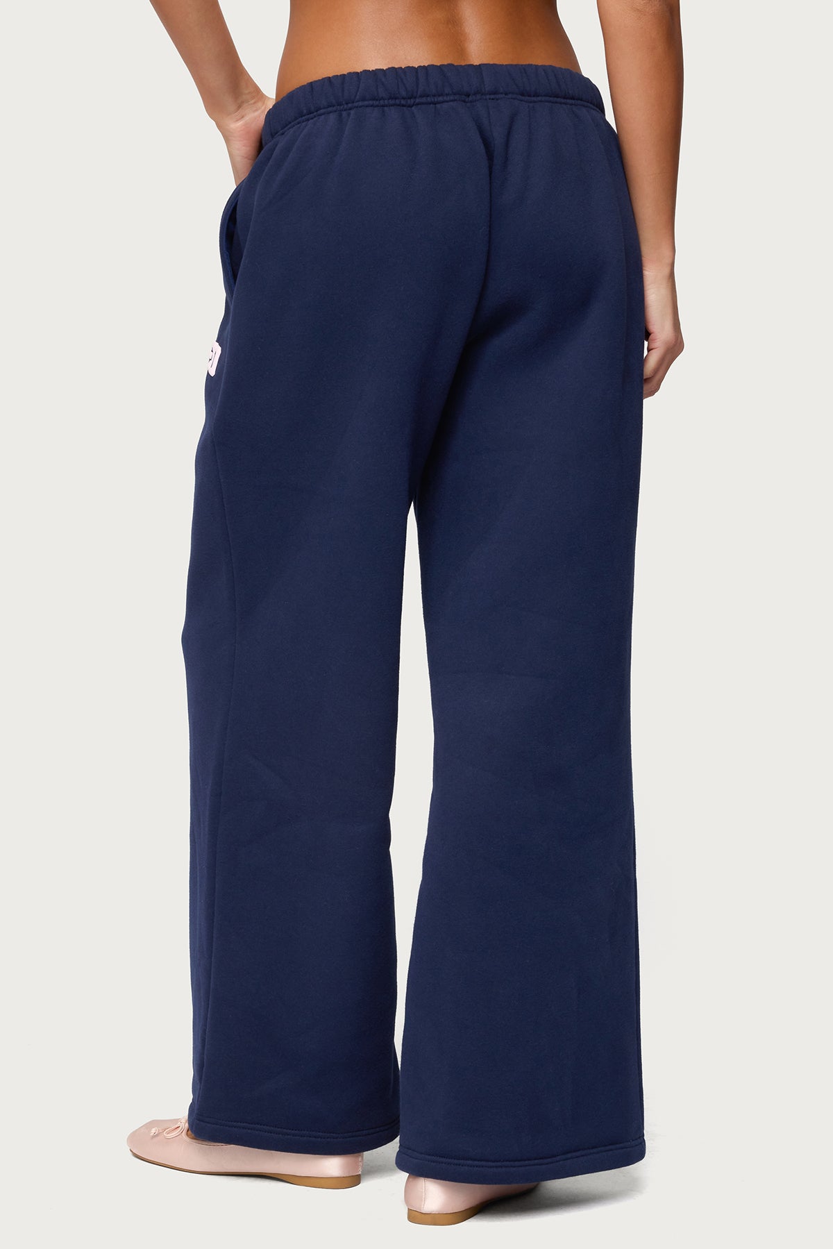Edikted LA Sweatpants - Image 4