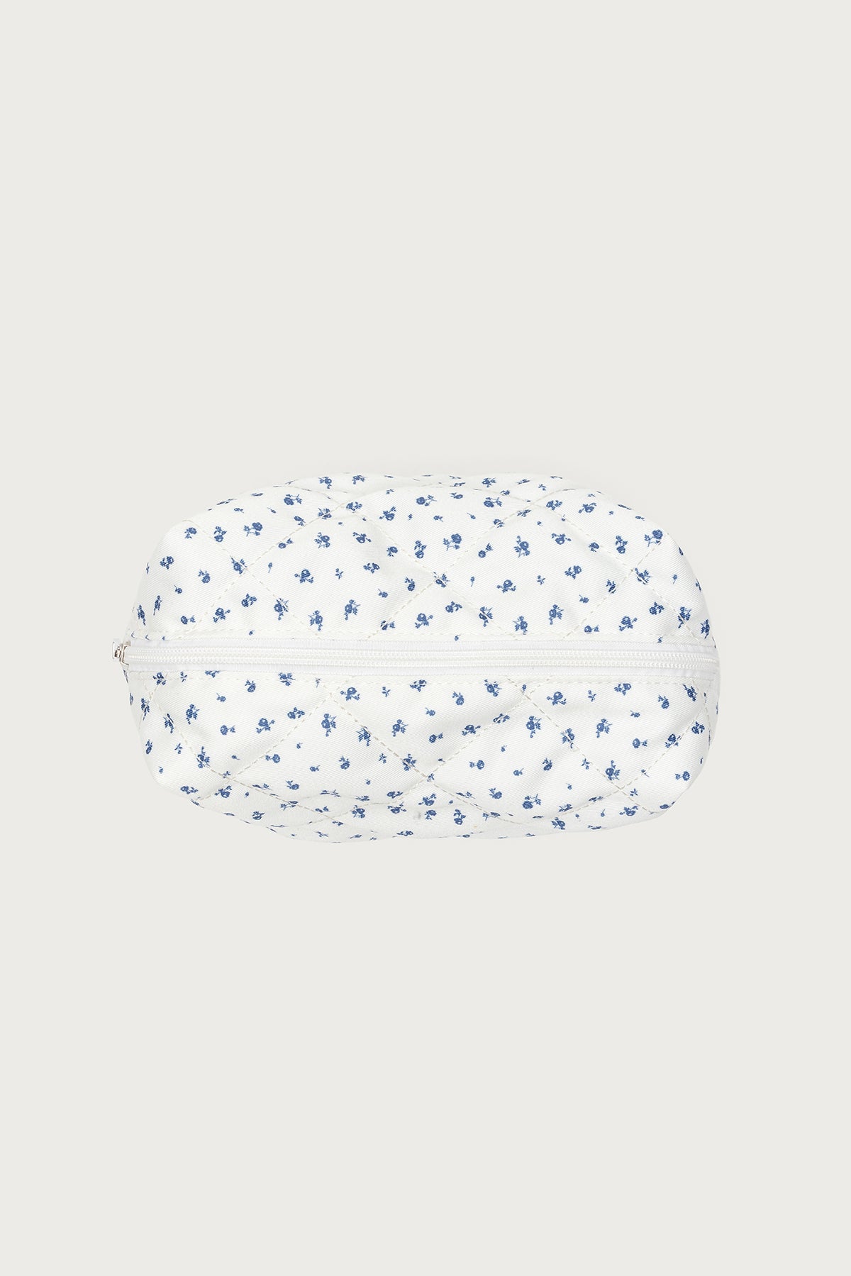 Bloomy Quilted Makeup Bag - Image 2