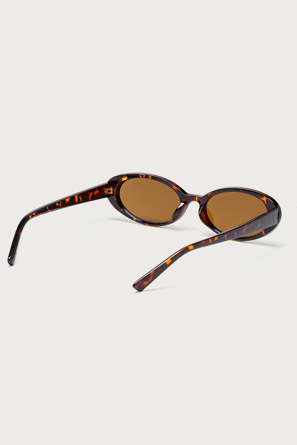 Rosalie Oval Sunglasses - Image 4