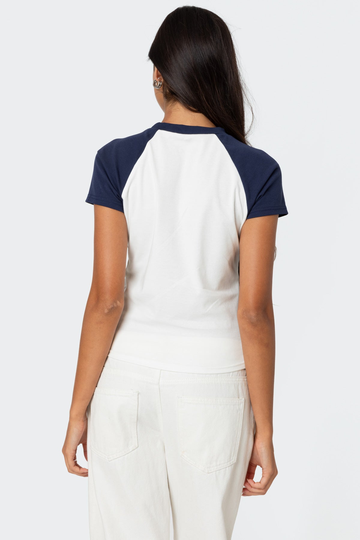 80'S Raglan T Shirt - Image 5