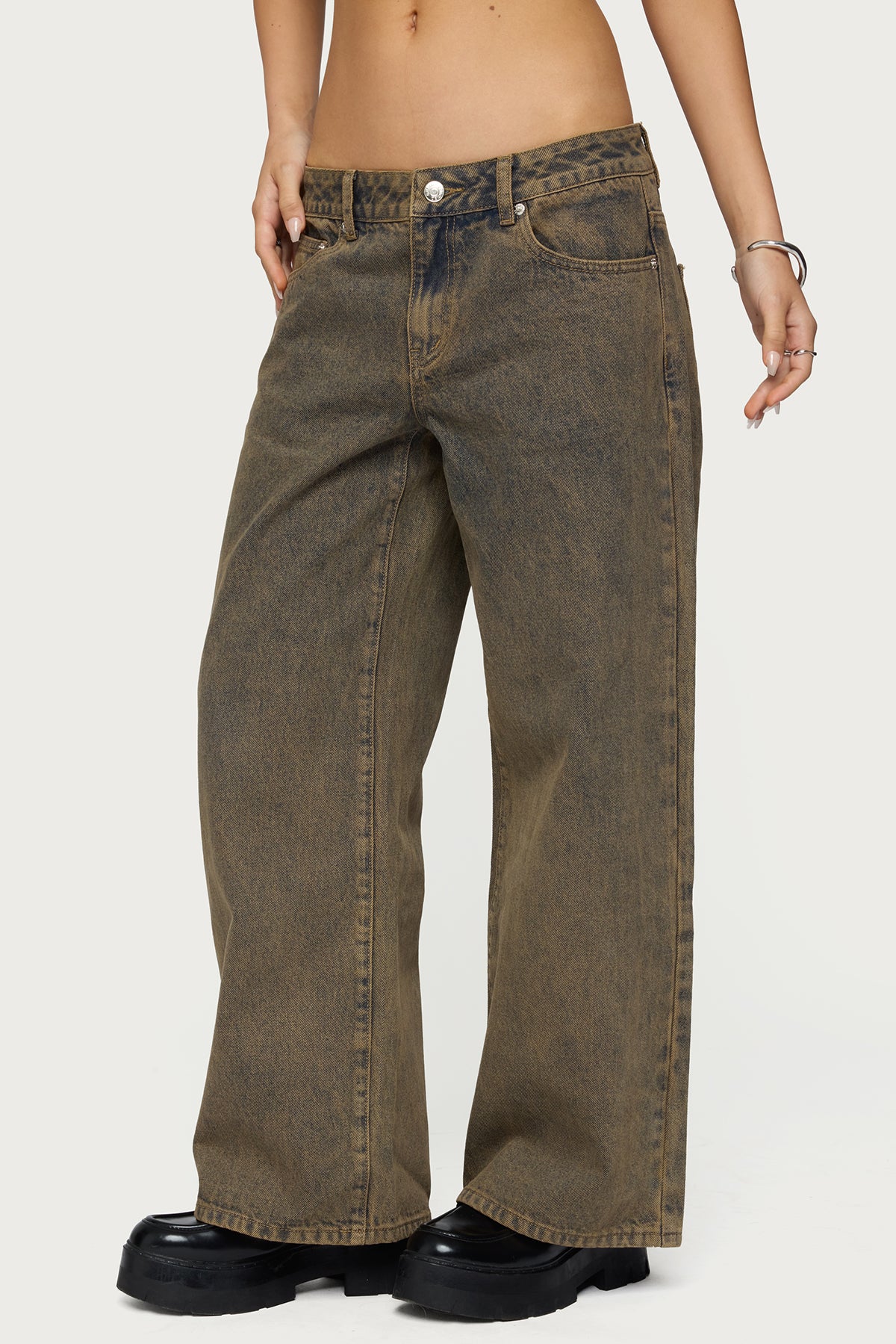 Petite Zahra Mud Wash Low Rise Baggy Jeans - Image 4