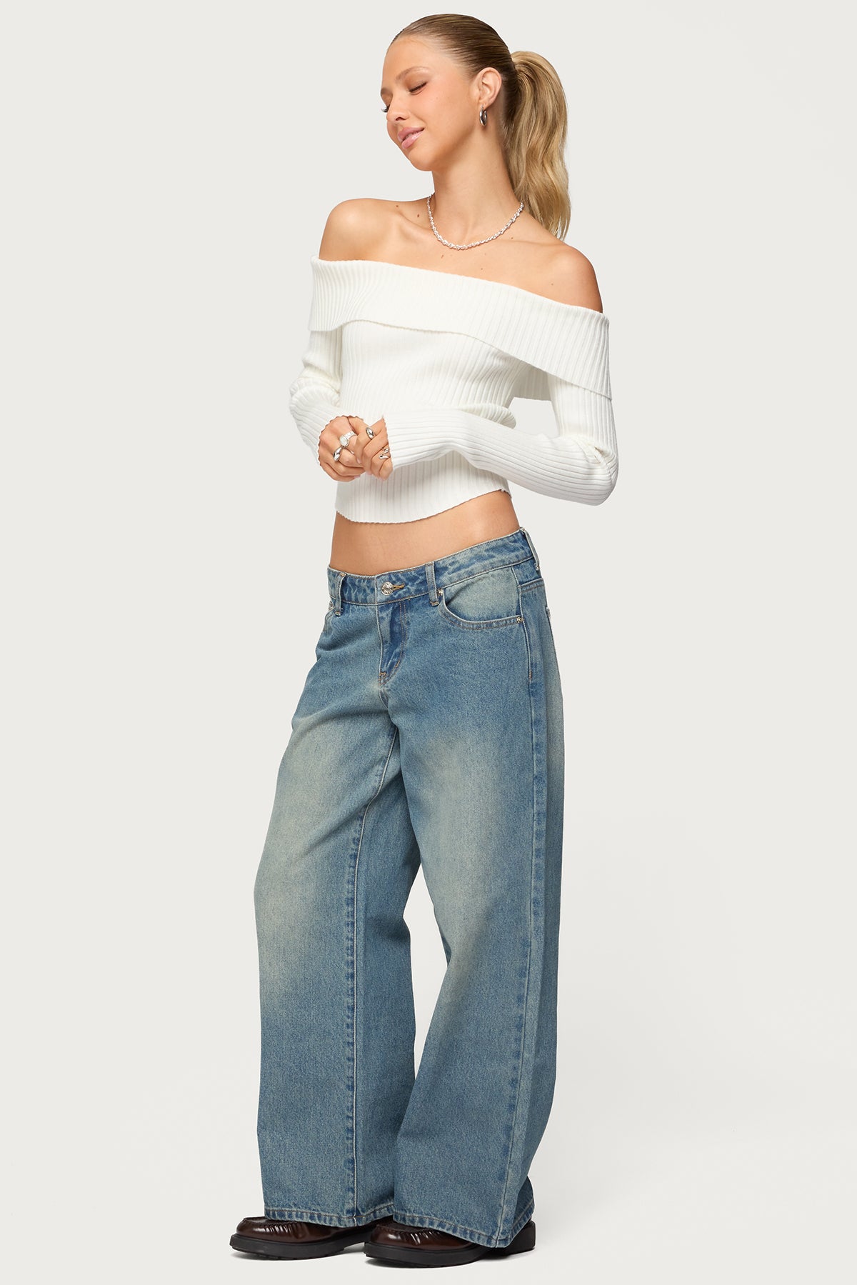 Petite Magda Acid Wash Low Rise Baggy Jeans - Image 3
