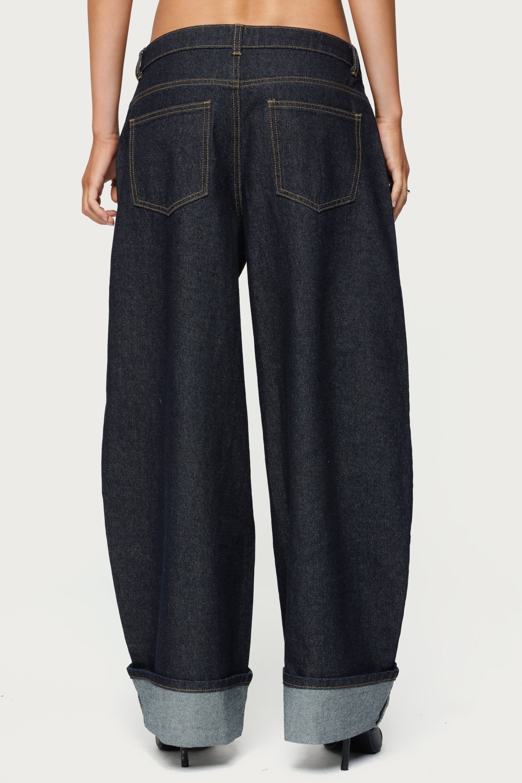Petite Kella Low Rise Baggy Jeans - Image 5