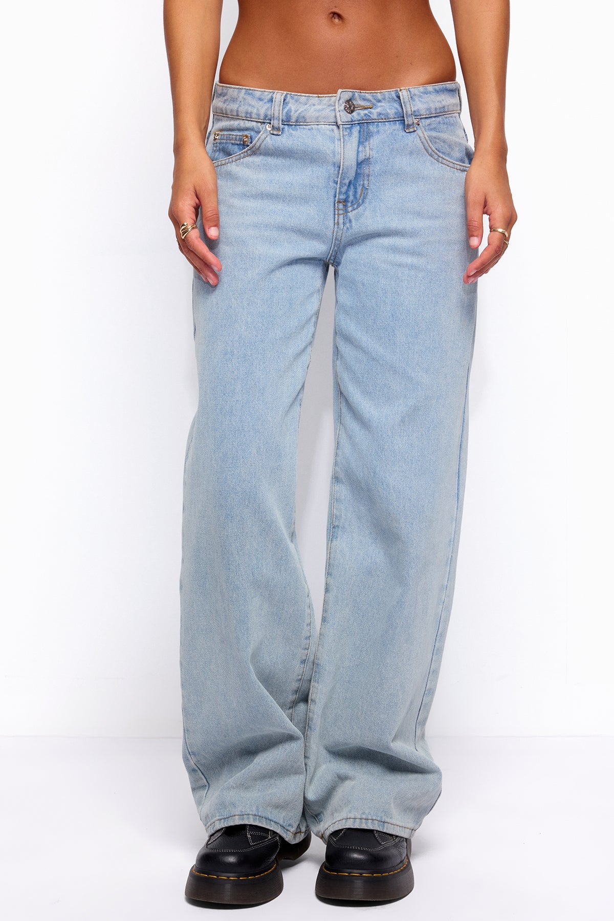 Raelynn Washed Low Rise Baggy Jeans - Image 3