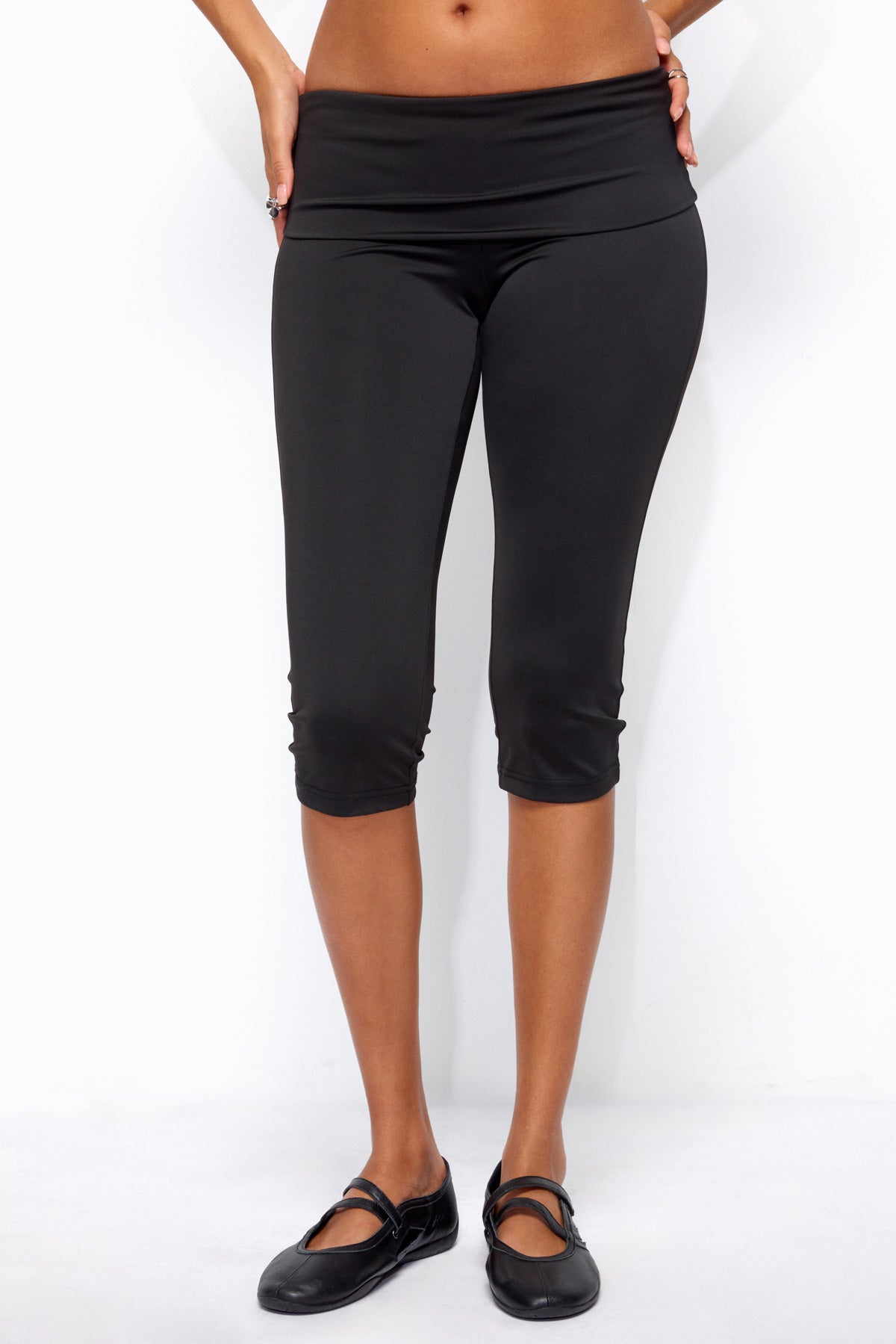 Ravena Foldover Capri Leggings - Image 2