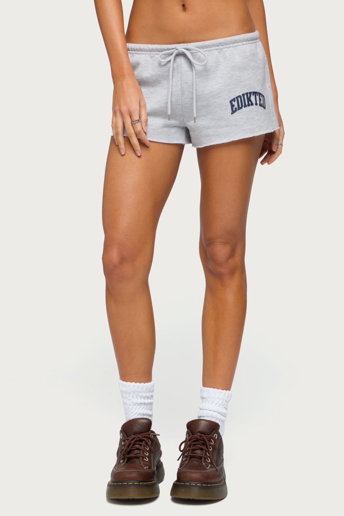 Sporty Babe Edikted Micro Shorts - Image 2