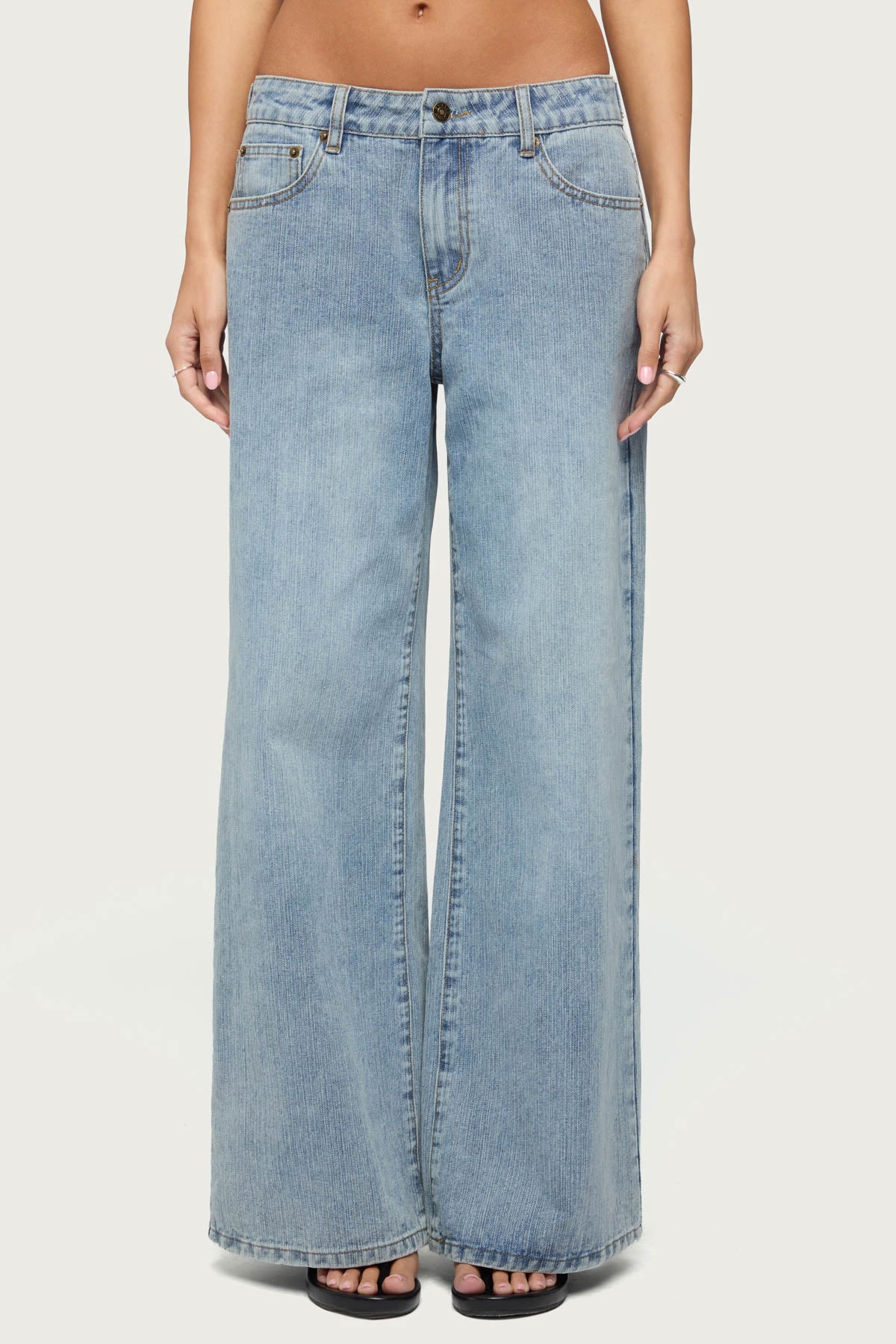 Darynne Low Rise Baggy Jeans - Image 2