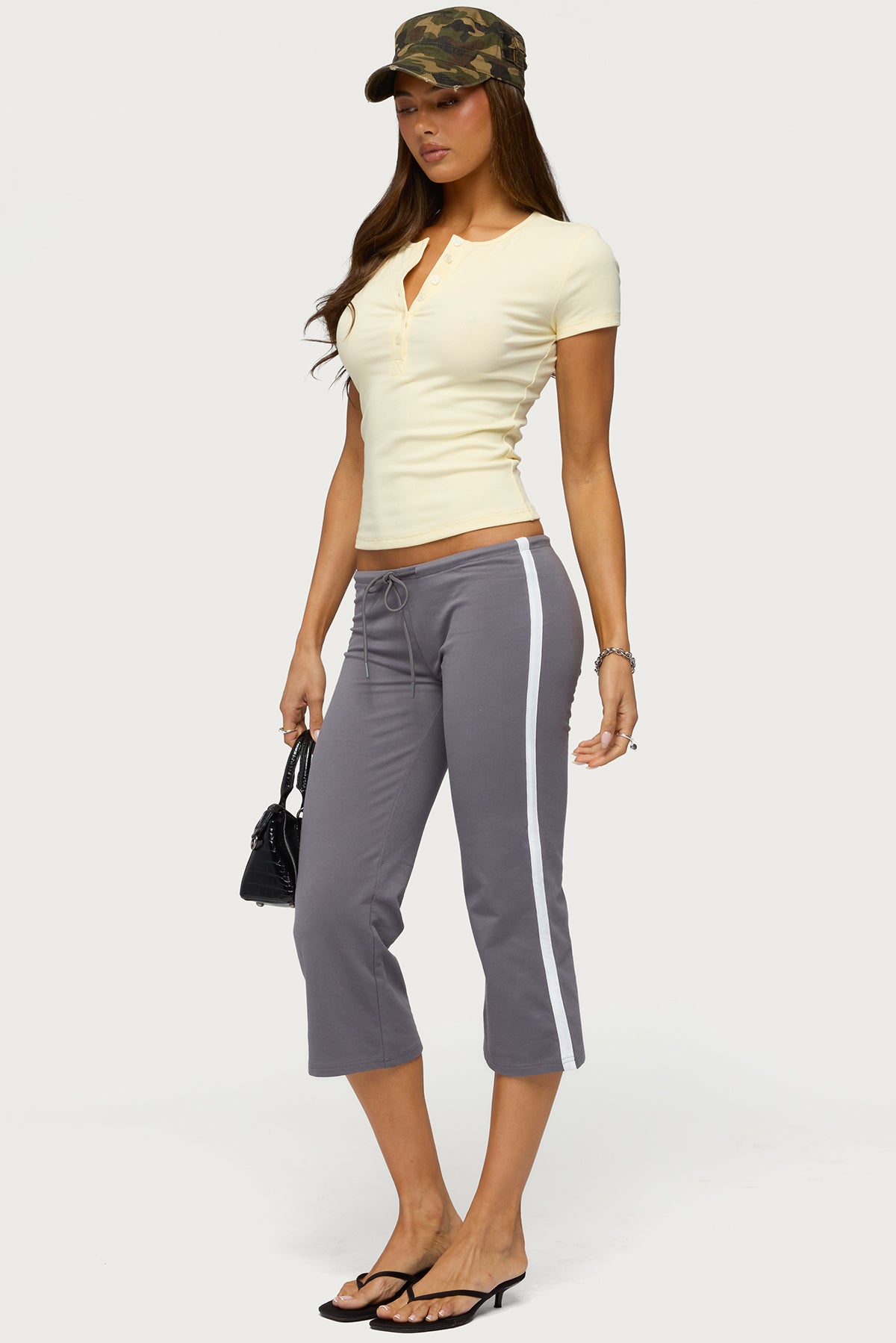 Milene Contrast French Terry Capri Pants