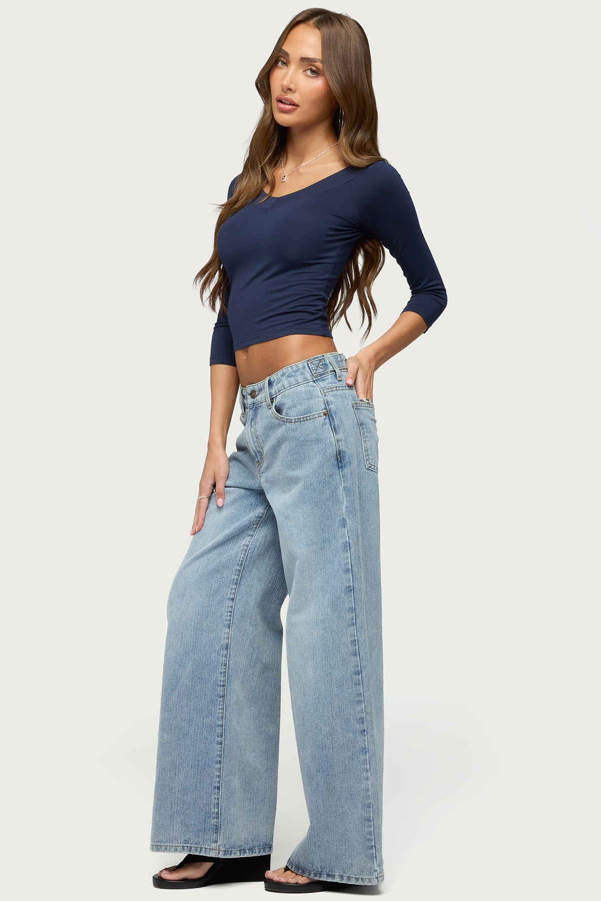 Cecilie Three-Quarter Sleeve V Neck Top - Image 4