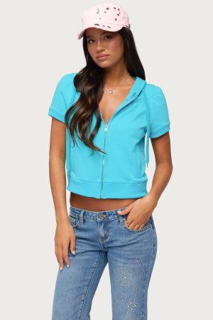 Daisi Short Sleeve Hoodie Top